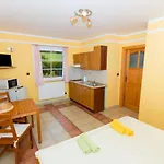 Apartmán U Jezera Cerna *