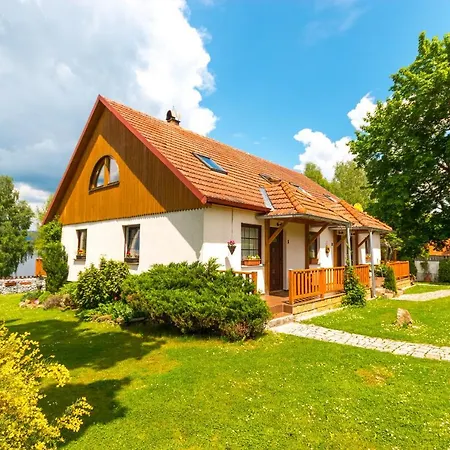 U Jezera černá Apartment *